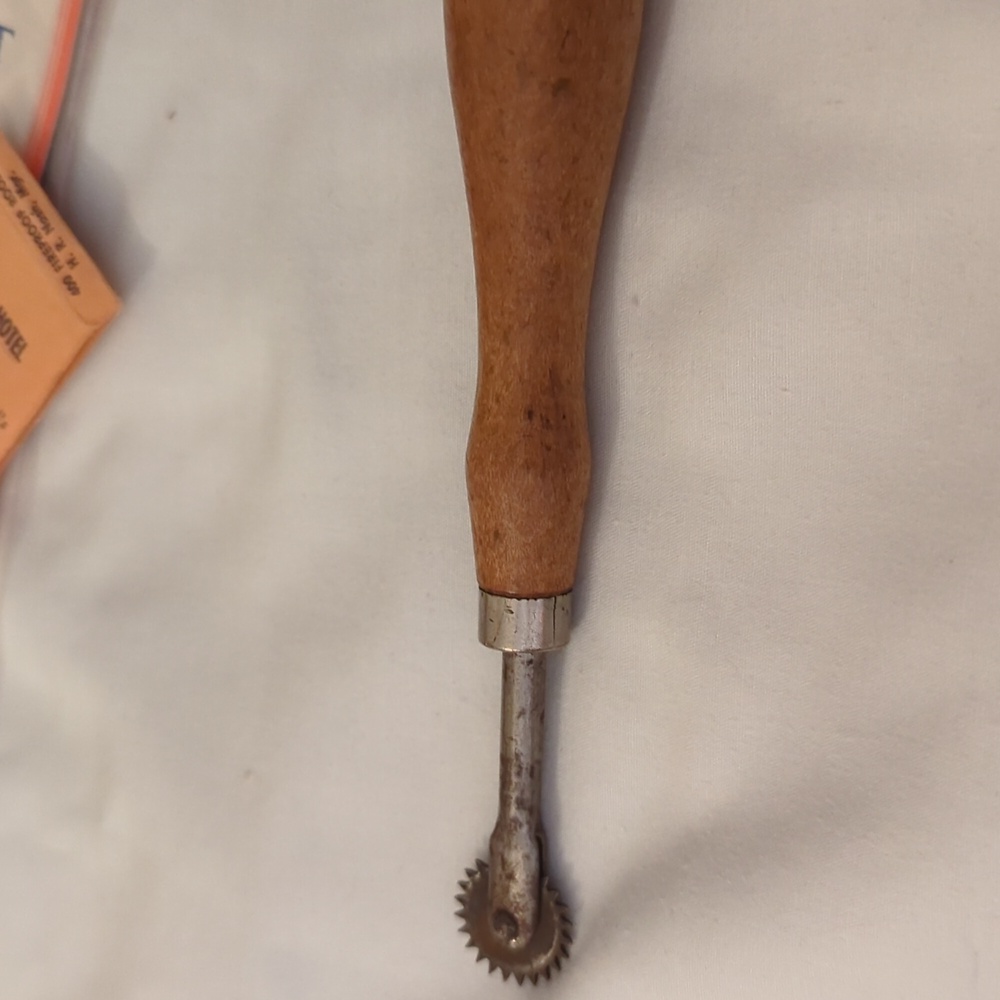 Vintage Sewing Items  Lot Of 11 - Picture 7 of 10